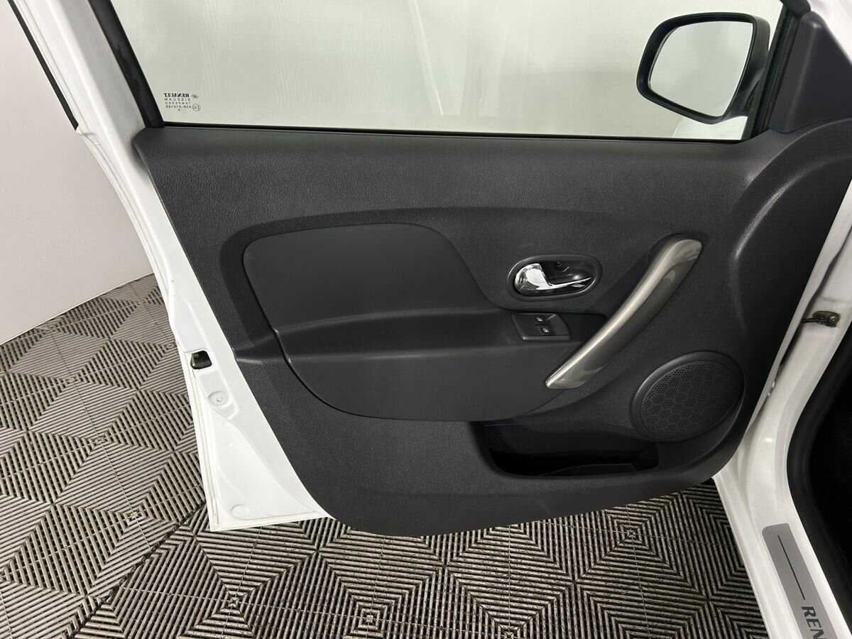 Renault Logan, 2016 - Фото №7