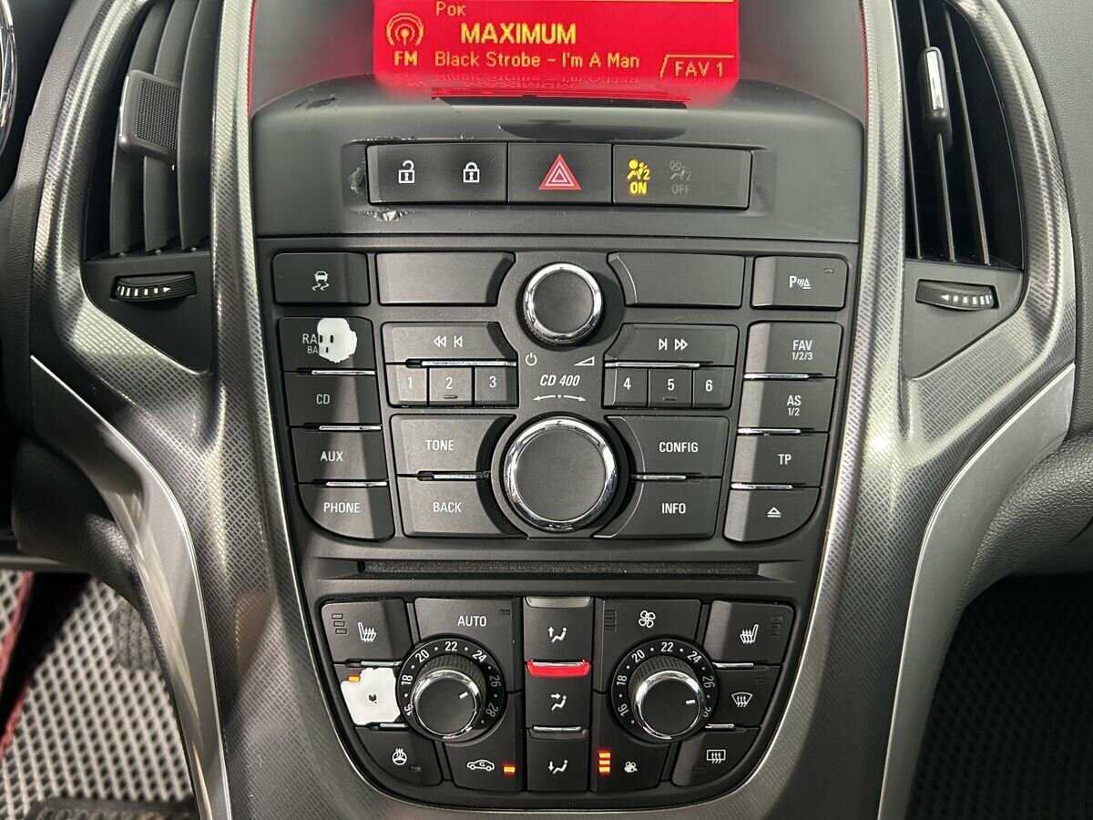 Opel Astra, 2012 - Фото №11