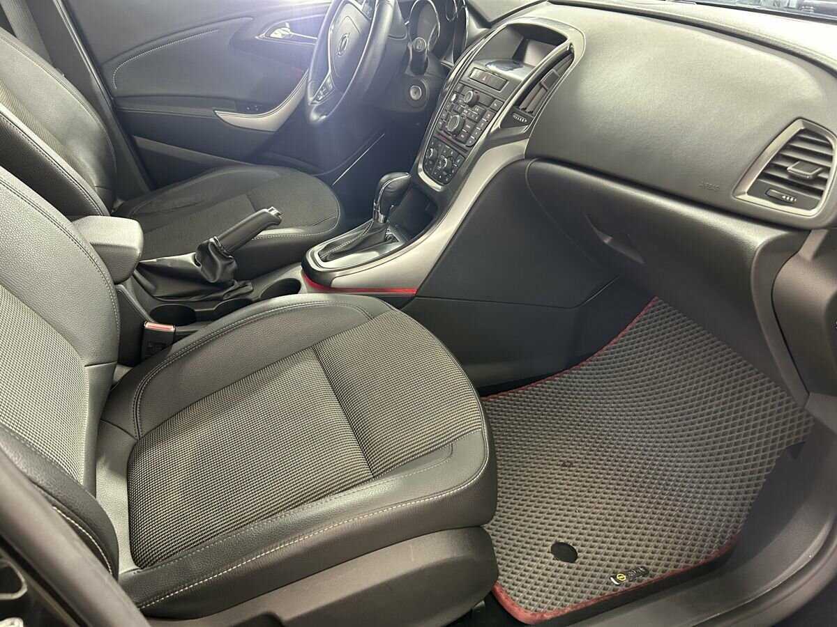 Opel Astra, 2012 - Фото №13