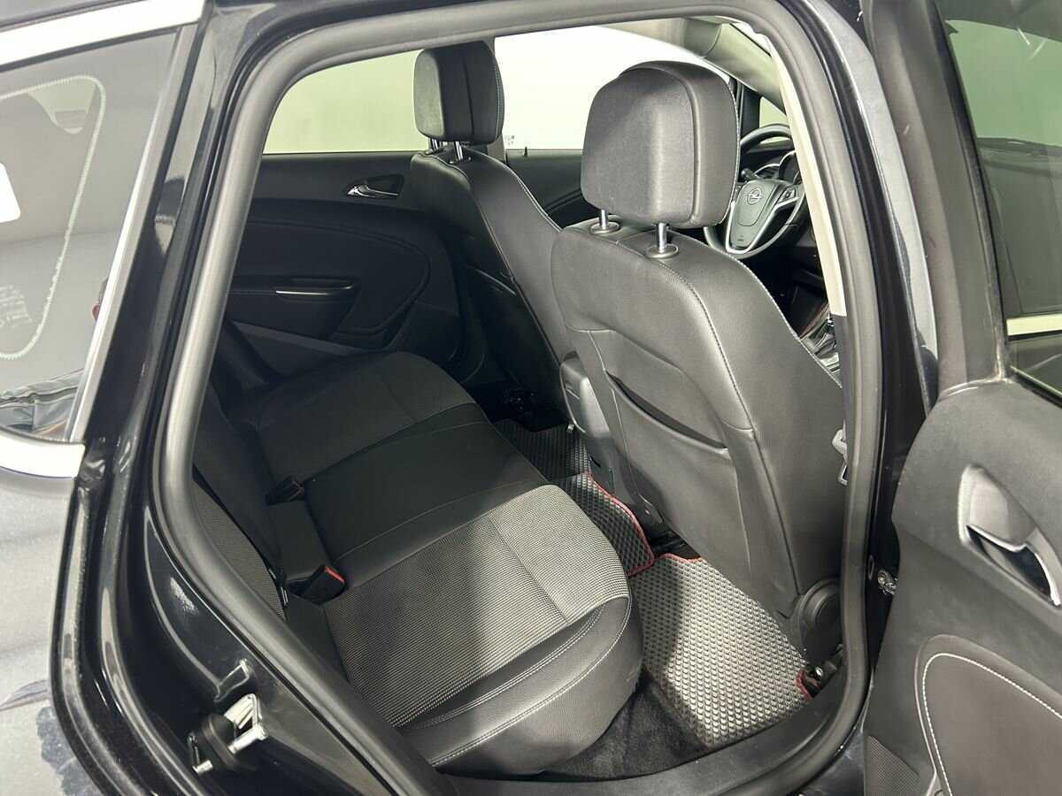 Opel Astra, 2012 - Фото №15