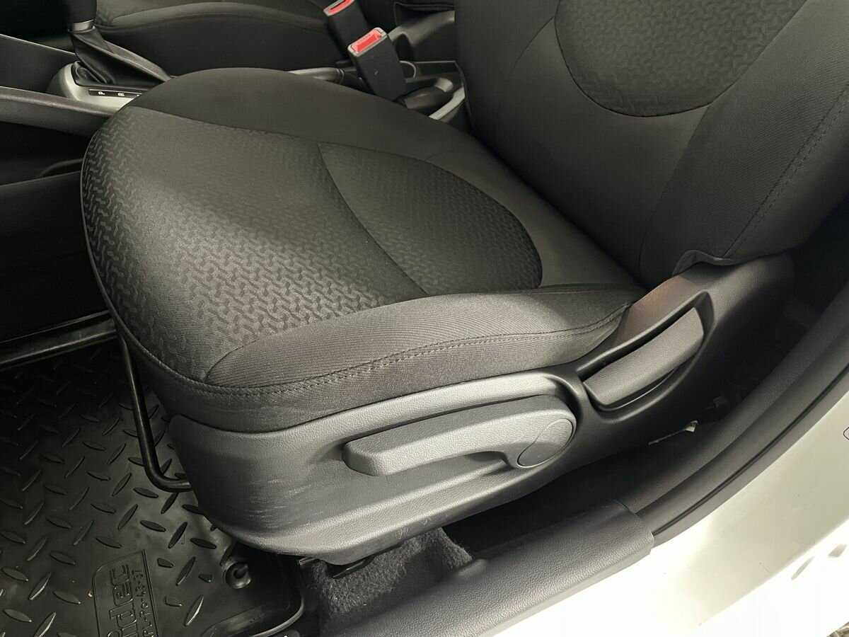 Kia Rio, 2017 - Фото №9