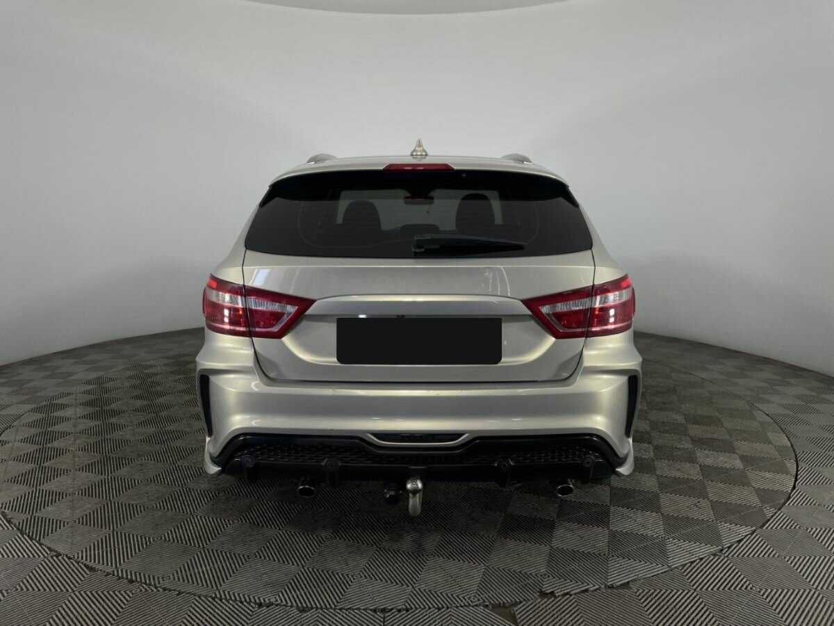 Lada (ВАЗ) Vesta SW, 2018 - Фото №2