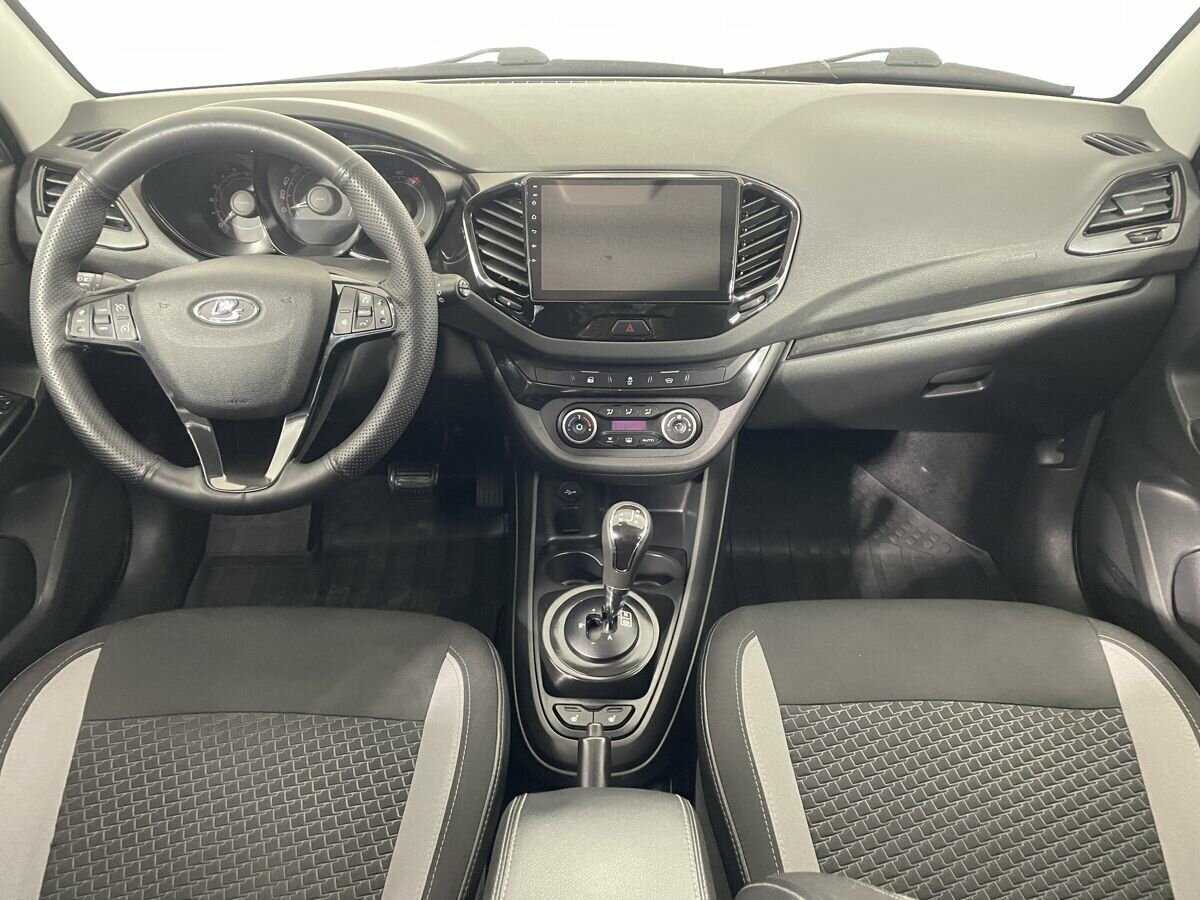 Lada (ВАЗ) Vesta SW, 2018 - Фото №6