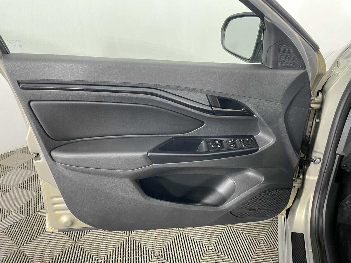 Lada (ВАЗ) Vesta SW, 2018 - Фото №7