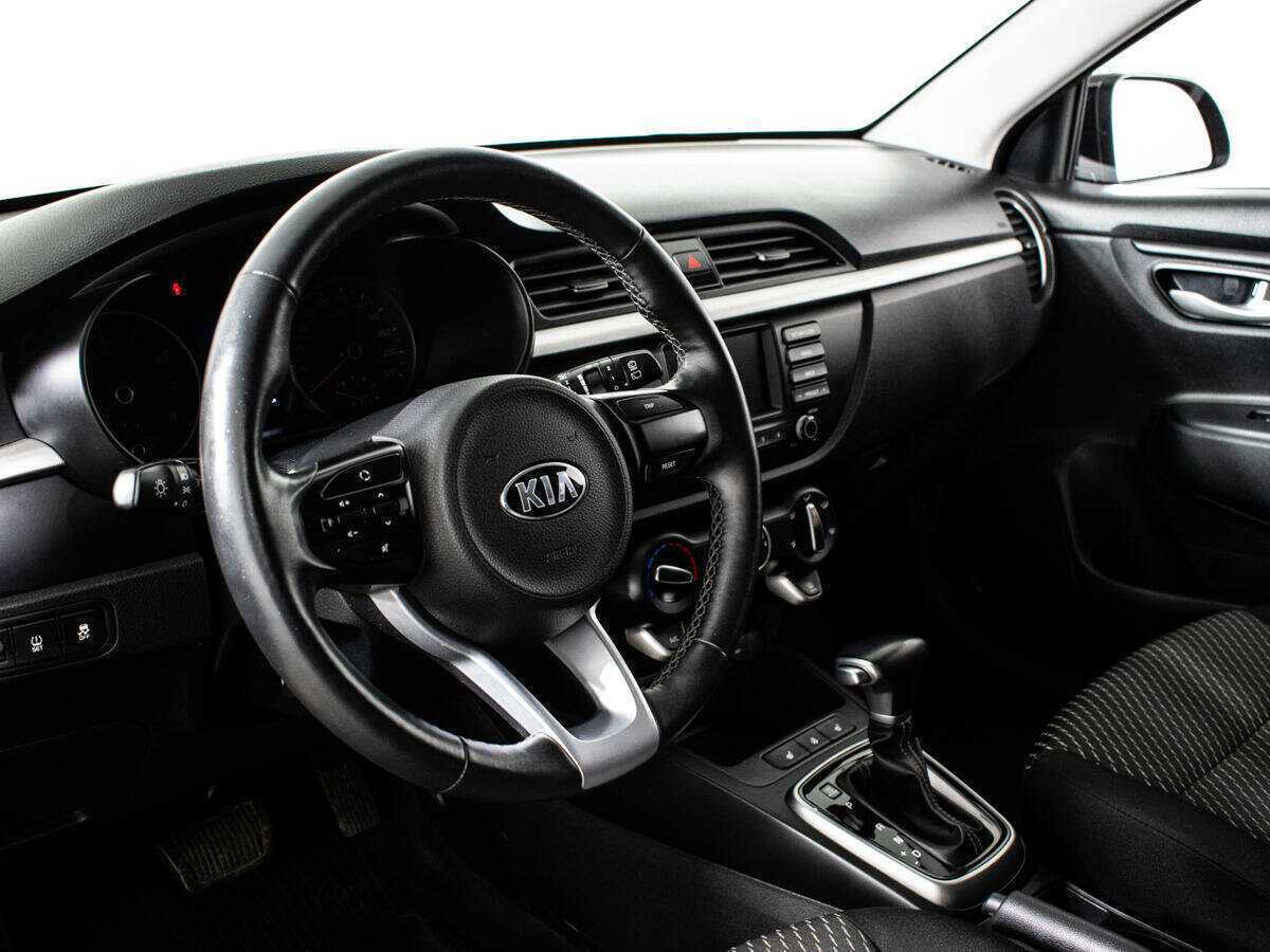 Kia Rio X-Line, 2019 - Фото №12