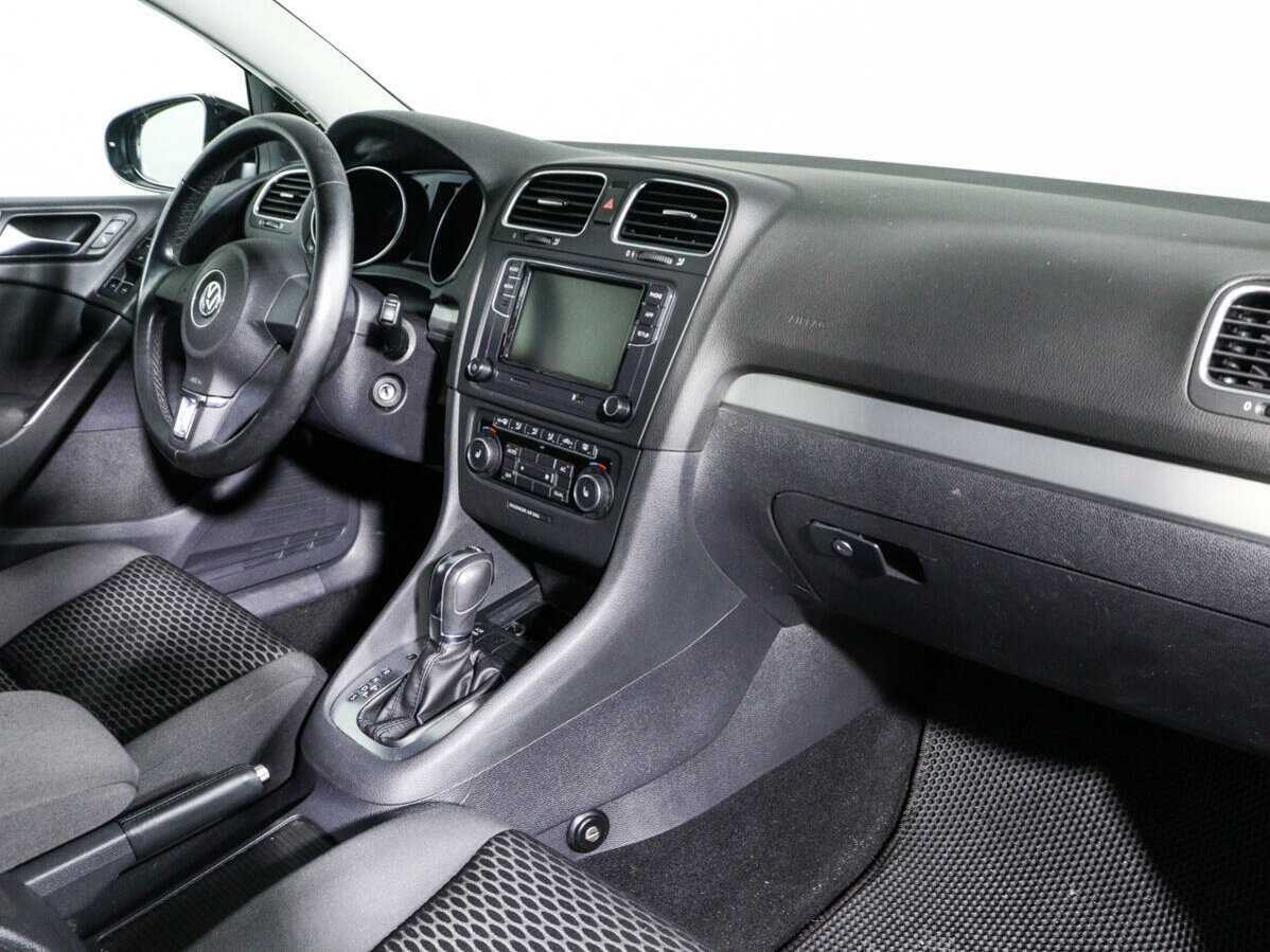 Volkswagen Golf, 2012 - Фото №7