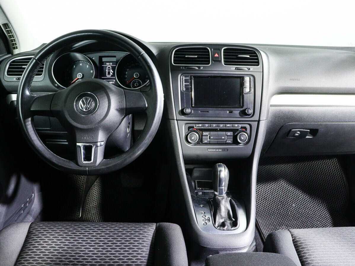 Volkswagen Golf, 2012 - Фото №10