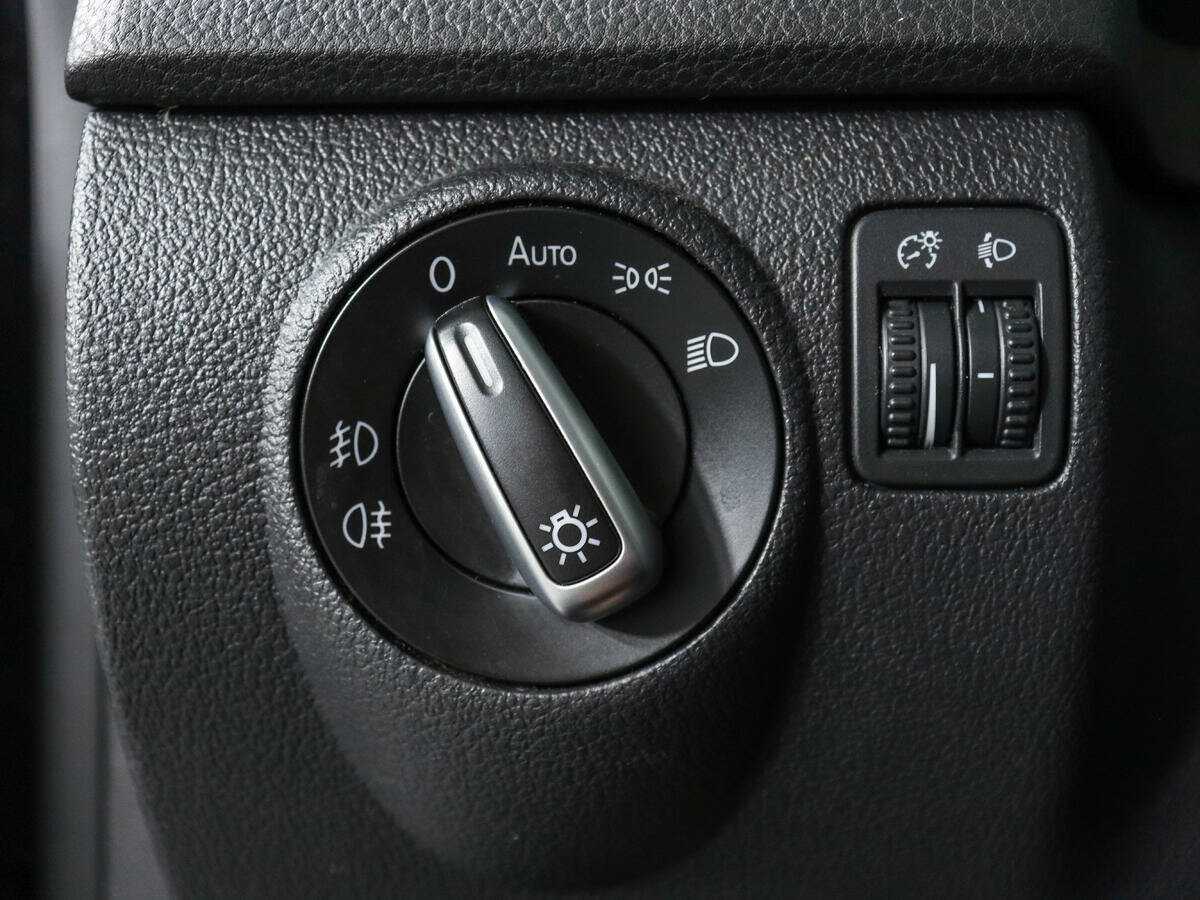 Volkswagen Tiguan, 2013 - Фото №13