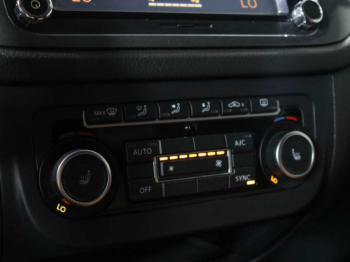 Volkswagen Tiguan, 2013 - Фото №15