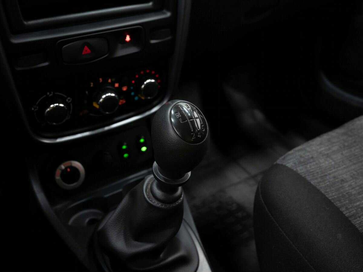 Renault Duster, 2013 - Фото №17