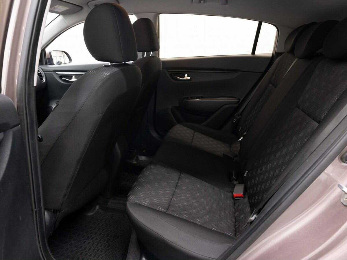 Kia Rio X-Line, 2018 - Фото №8