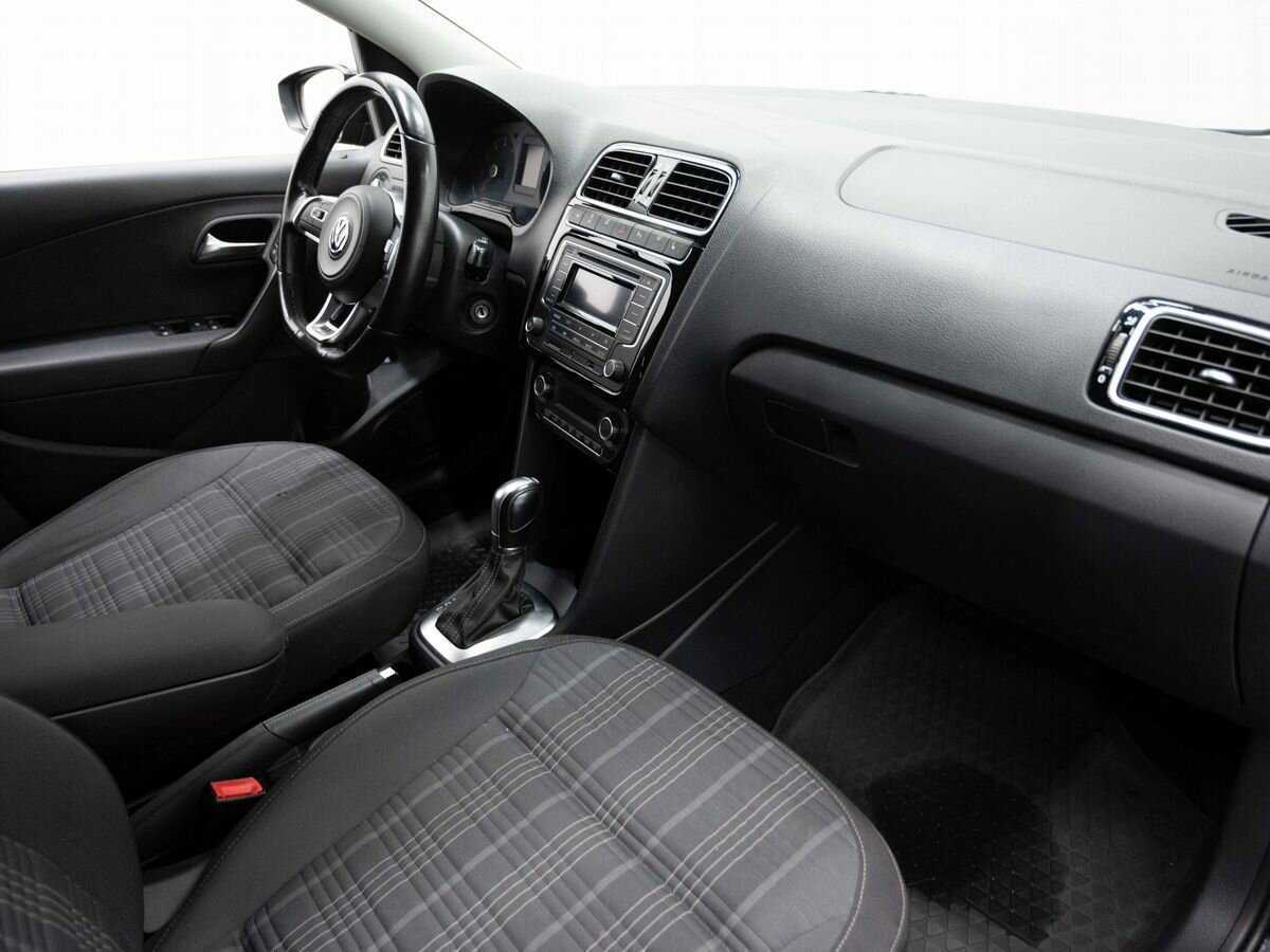 Volkswagen Polo, 2016 - Фото №10