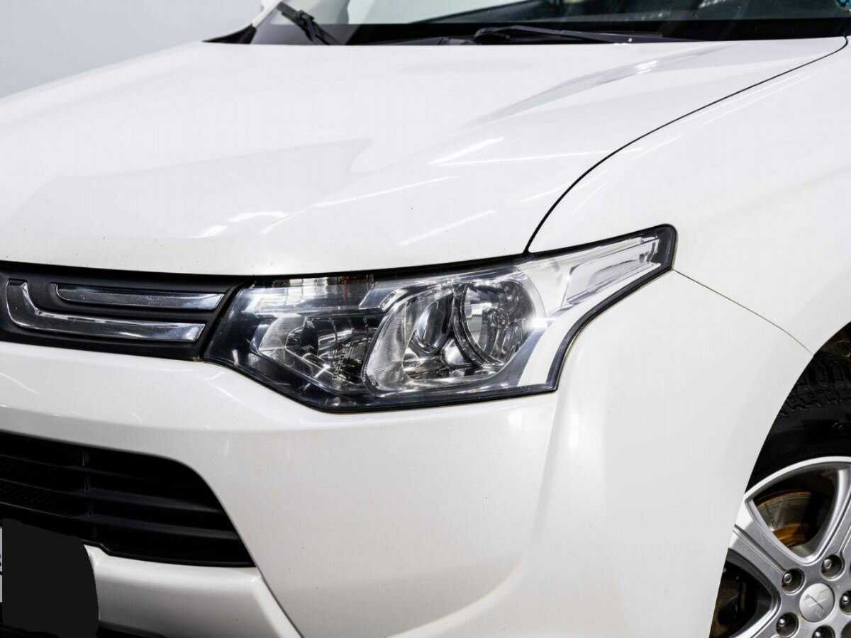 Mitsubishi Outlander, 2012 - Фото №6