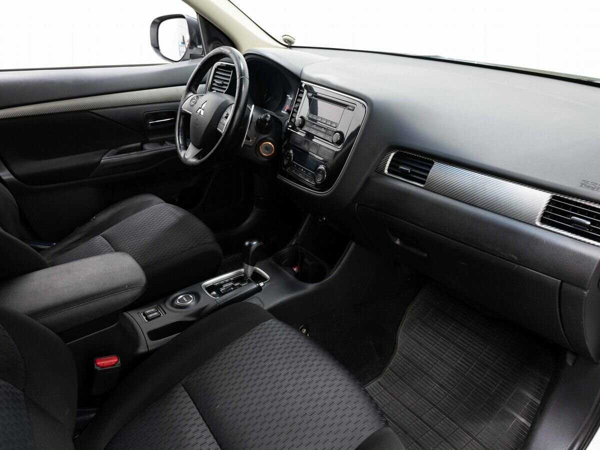 Mitsubishi Outlander, 2012 - Фото №12