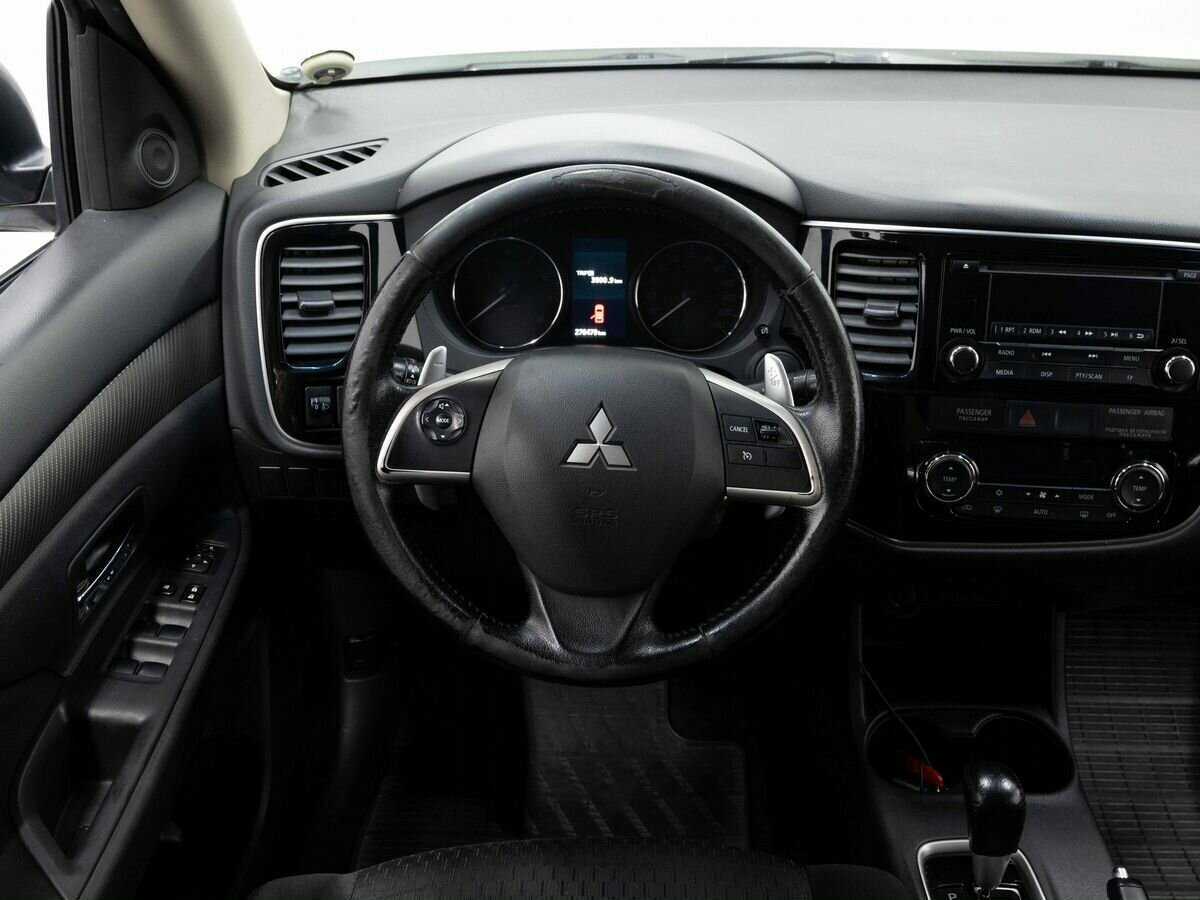 Mitsubishi Outlander, 2012 - Фото №15