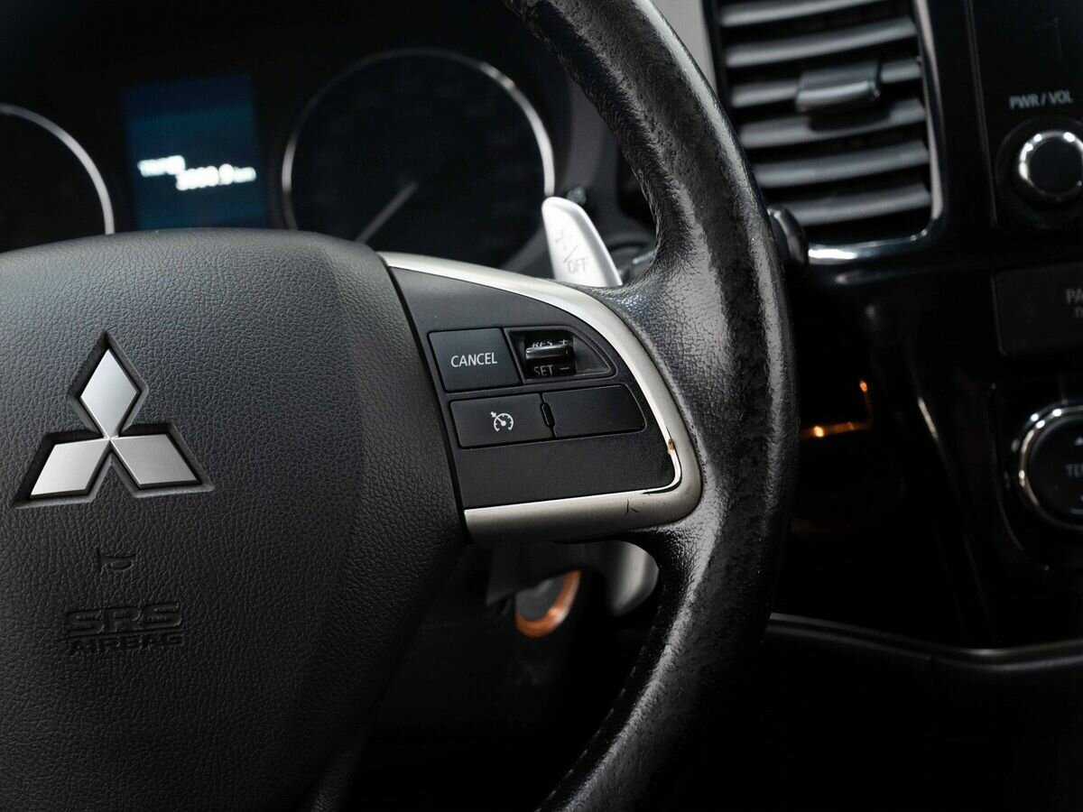 Mitsubishi Outlander, 2012 - Фото №17