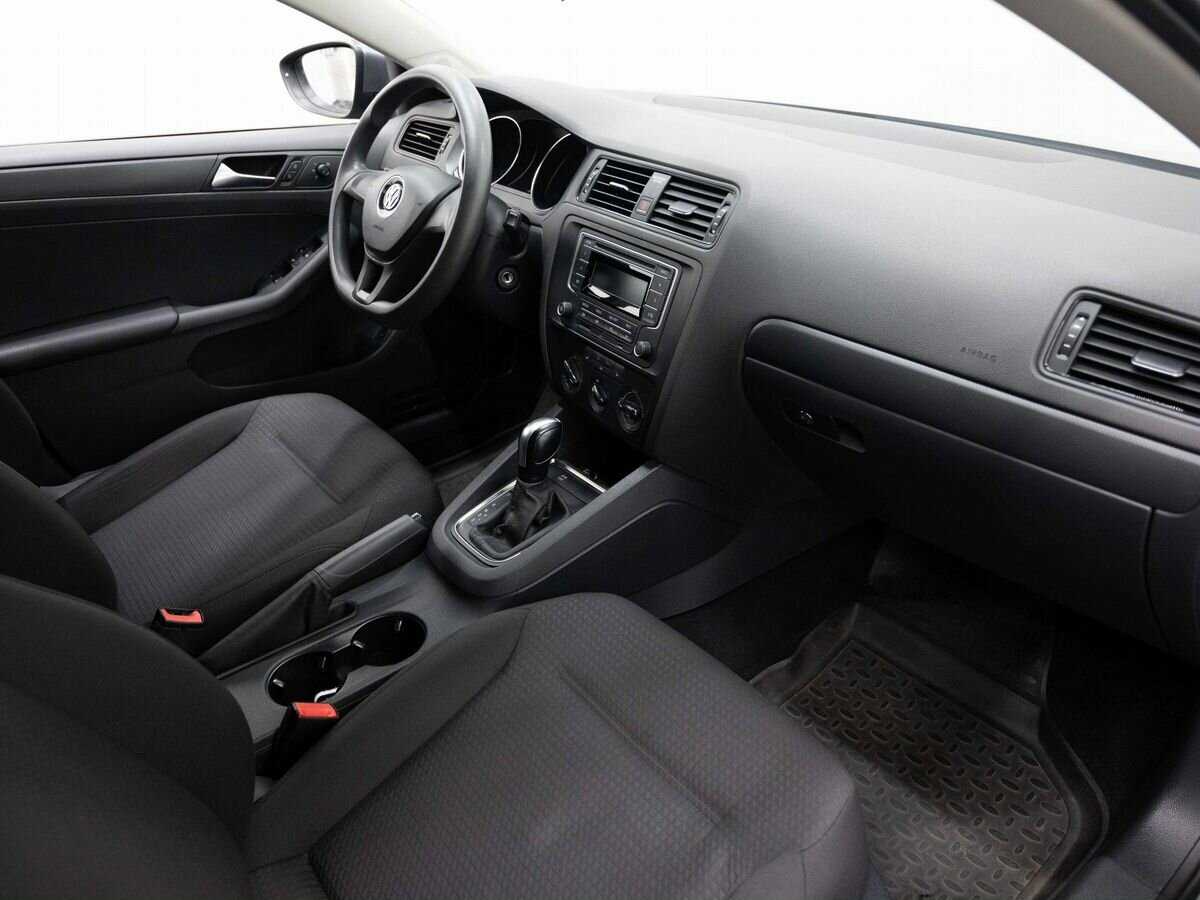 Volkswagen Jetta, 2015 - Фото №9