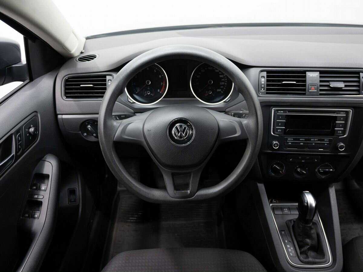 Volkswagen Jetta, 2015 - Фото №12