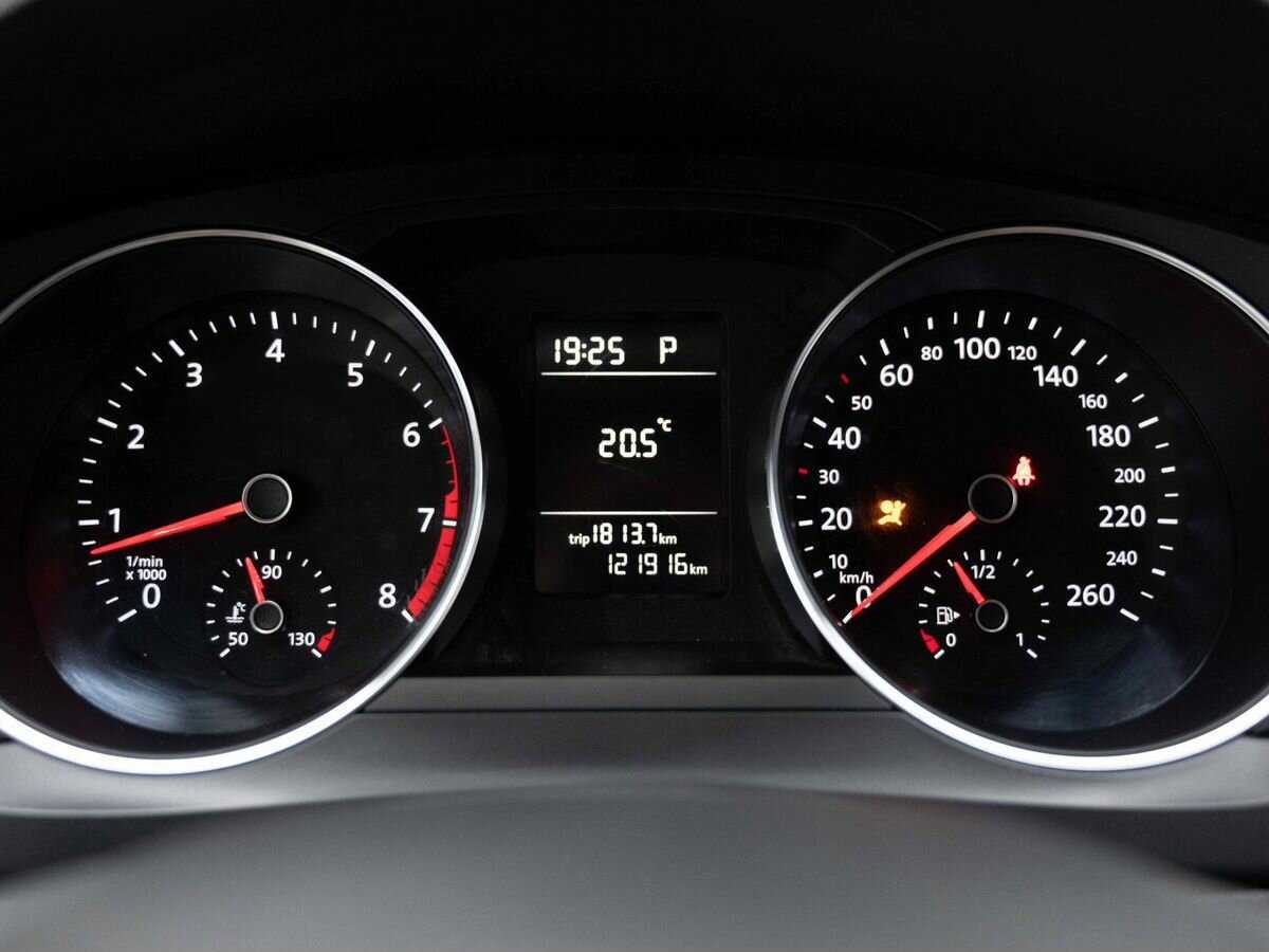 Volkswagen Jetta, 2015 - Фото №13