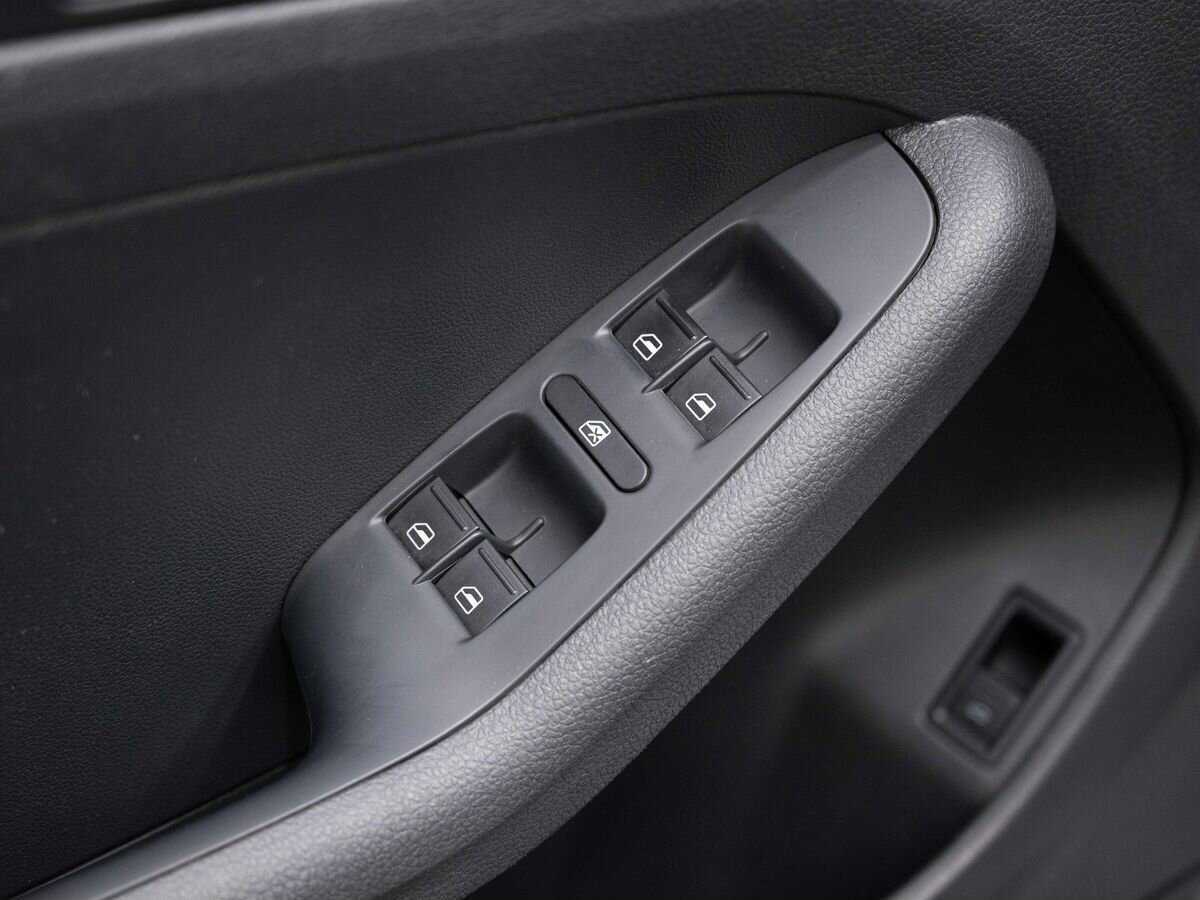 Volkswagen Jetta, 2015 - Фото №14