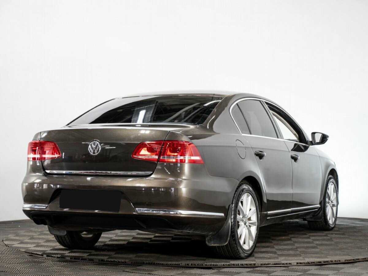 Volkswagen Passat, 2012 - Фото №3