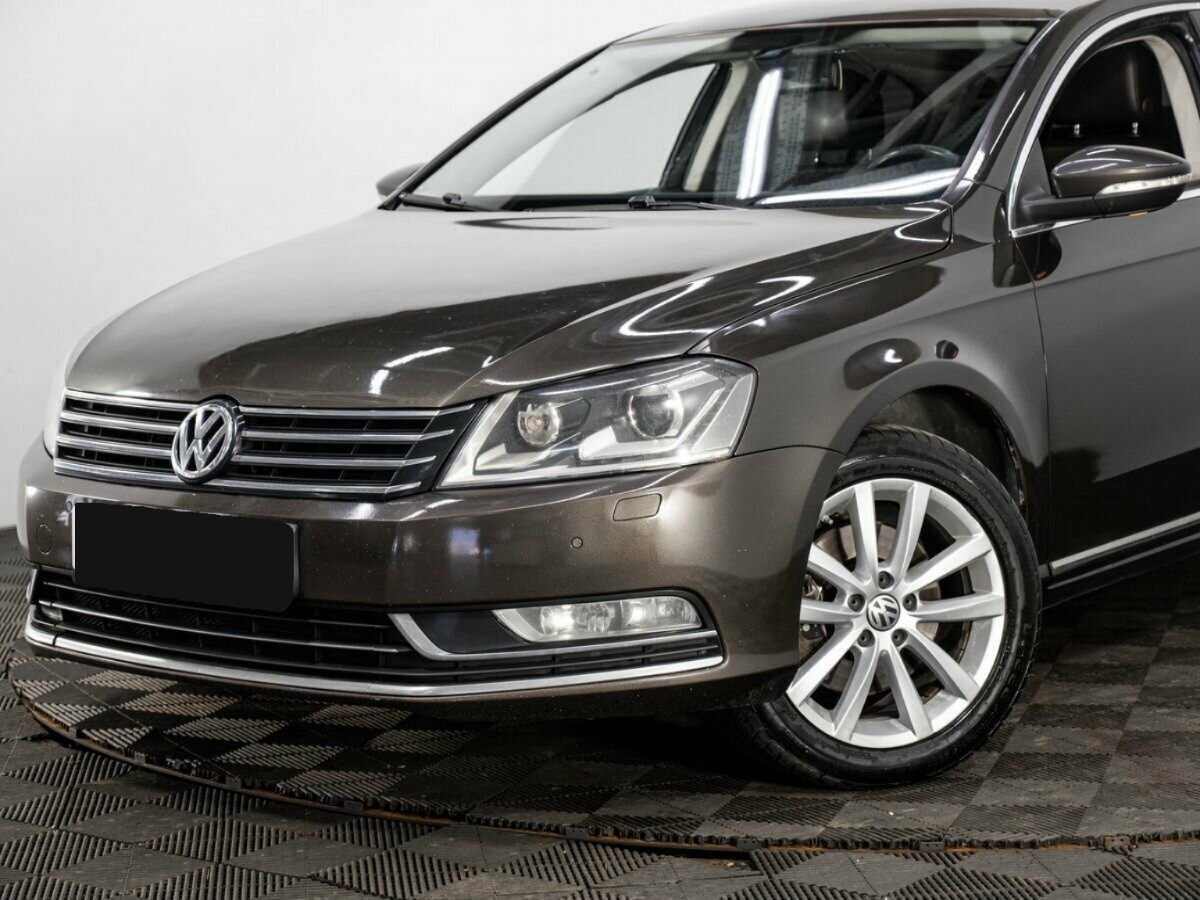 Volkswagen Passat, 2012 - Фото №6