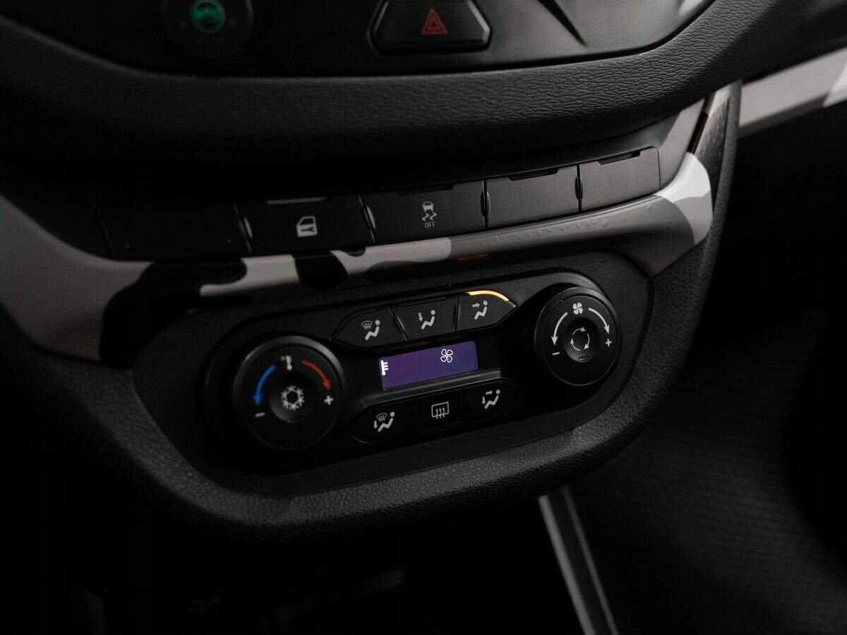 Lada (ВАЗ) Vesta CNG, 2020 - Фото №20