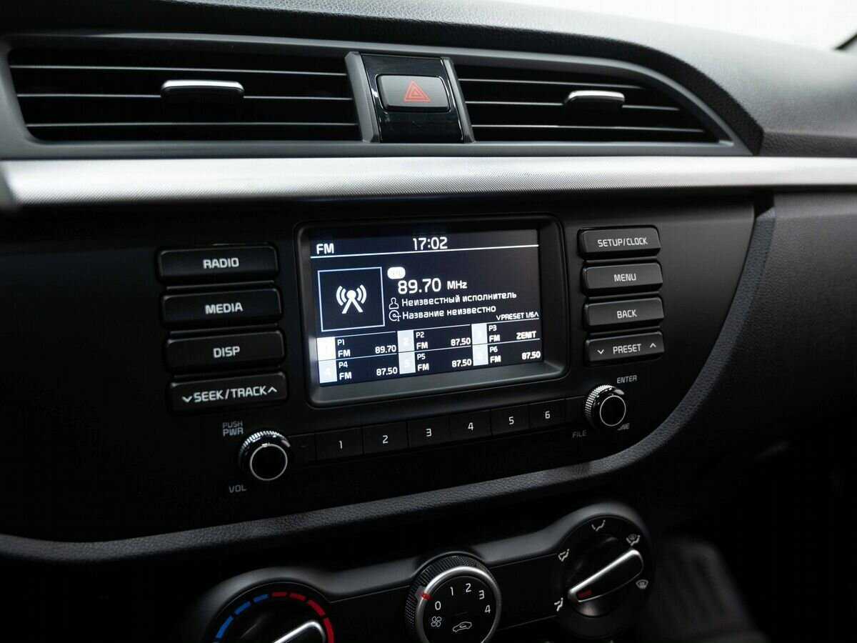 Kia Rio X-Line, 2018 - Фото №18