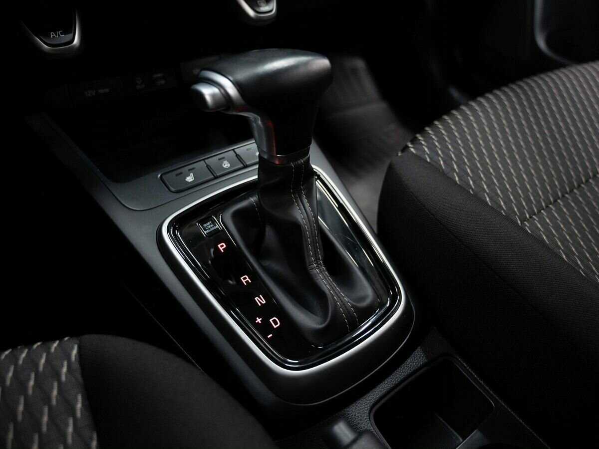 Kia Rio X-Line, 2018 - Фото №20