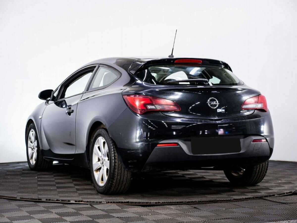 Opel Astra GTC, 2013 - Фото №3