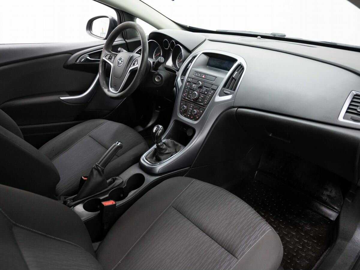 Opel Astra GTC, 2013 - Фото №9