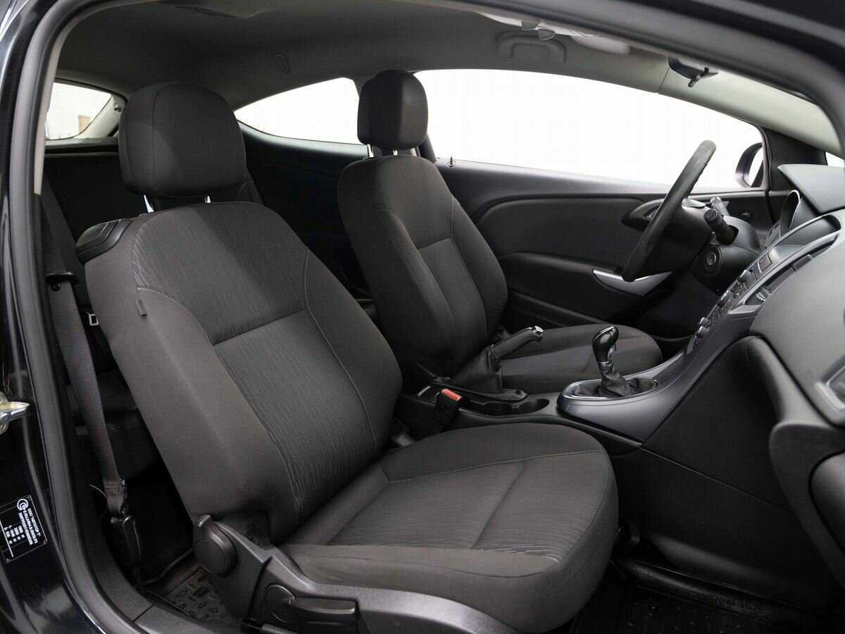 Opel Astra GTC, 2013 - Фото №10