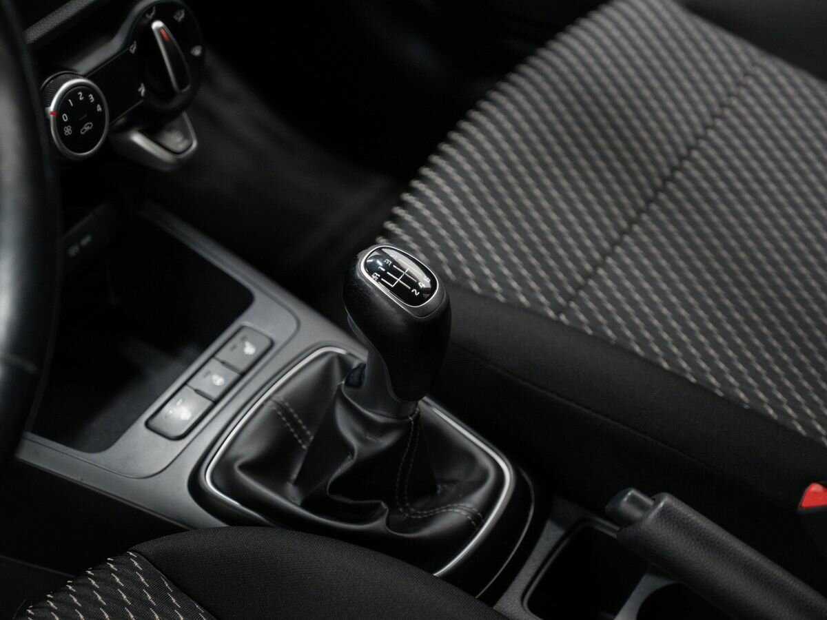 Kia Rio, 2019 - Фото №16