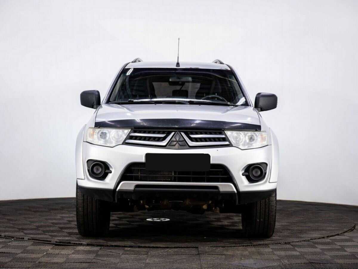 Mitsubishi Pajero Sport, 2014 - Фото №1