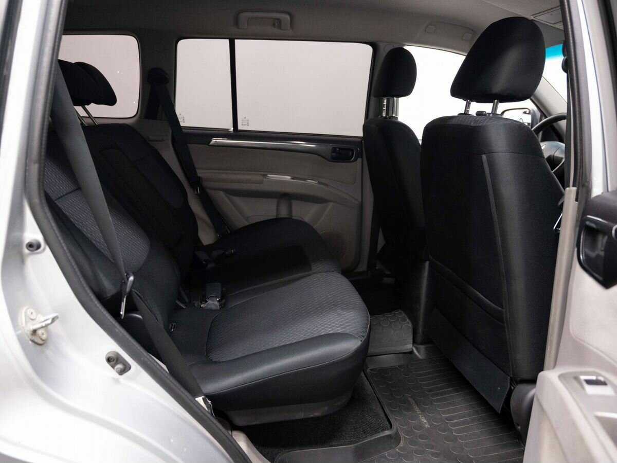 Mitsubishi Pajero Sport, 2014 - Фото №9