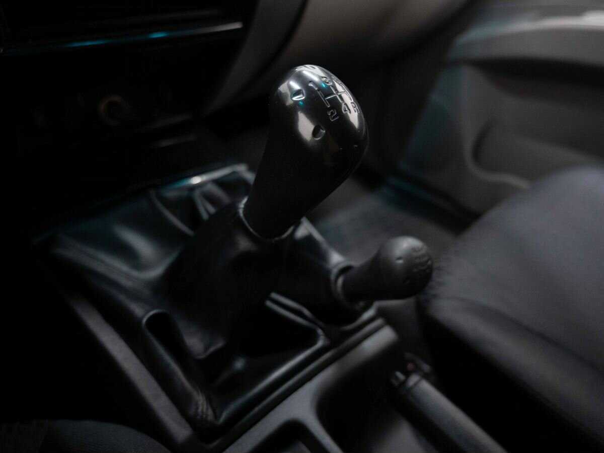 Mitsubishi Pajero Sport, 2014 - Фото №19