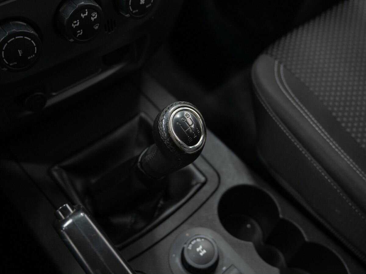 УАЗ Patriot, 2015 - Фото №18