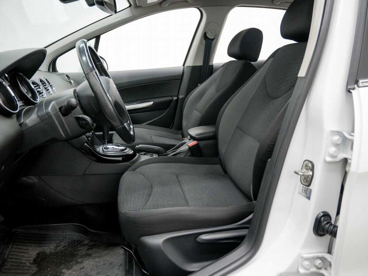 Peugeot 408, 2017 - Фото №13