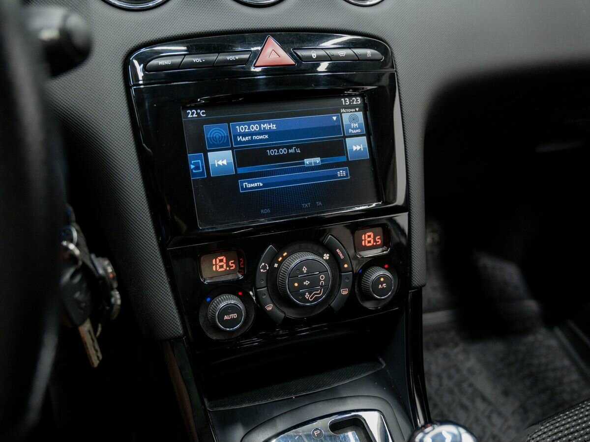 Peugeot 408, 2017 - Фото №17