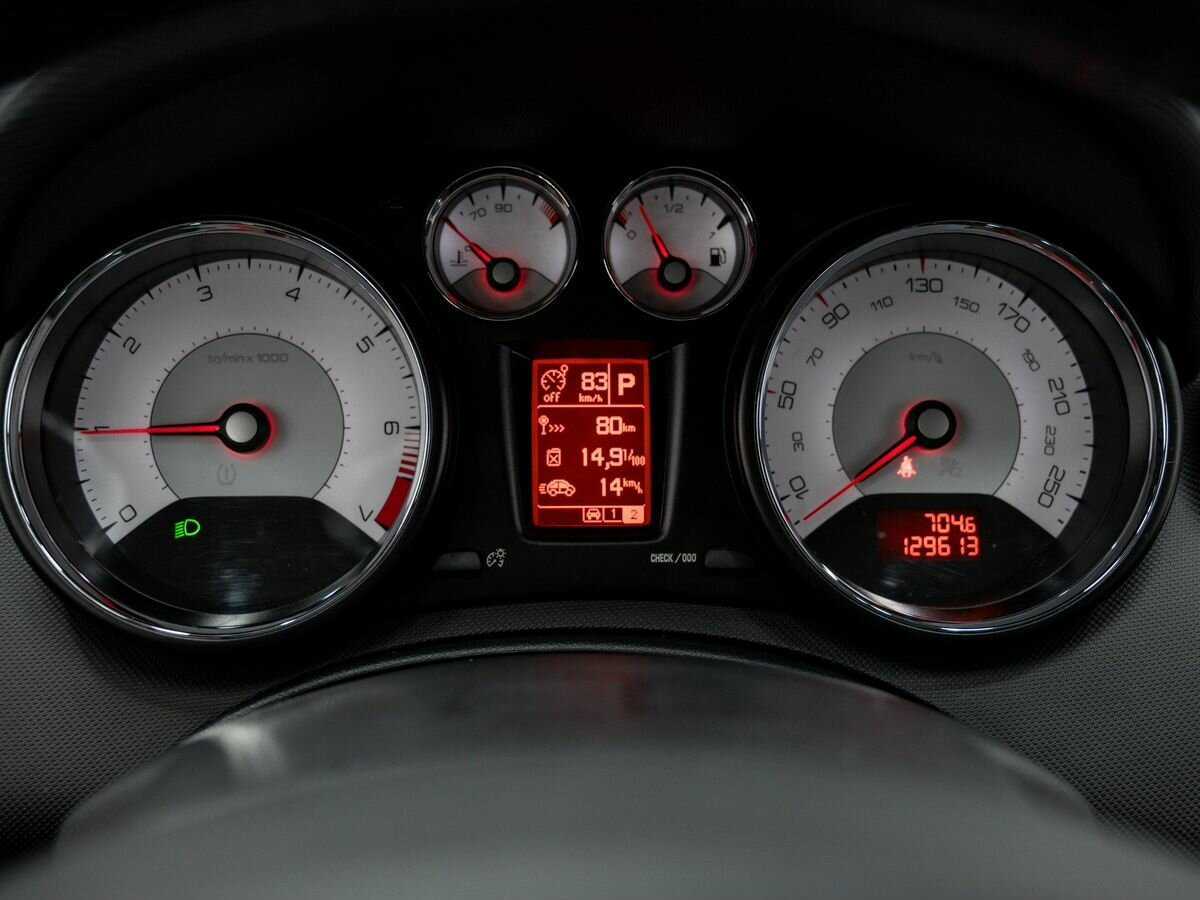 Peugeot 408, 2017 - Фото №18