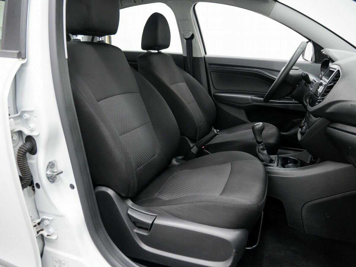 Lada (ВАЗ) Vesta, 2019 - Фото №7