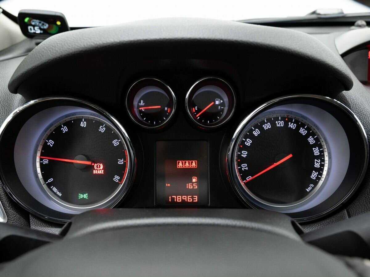 Opel Mokka, 2013 - Фото №16