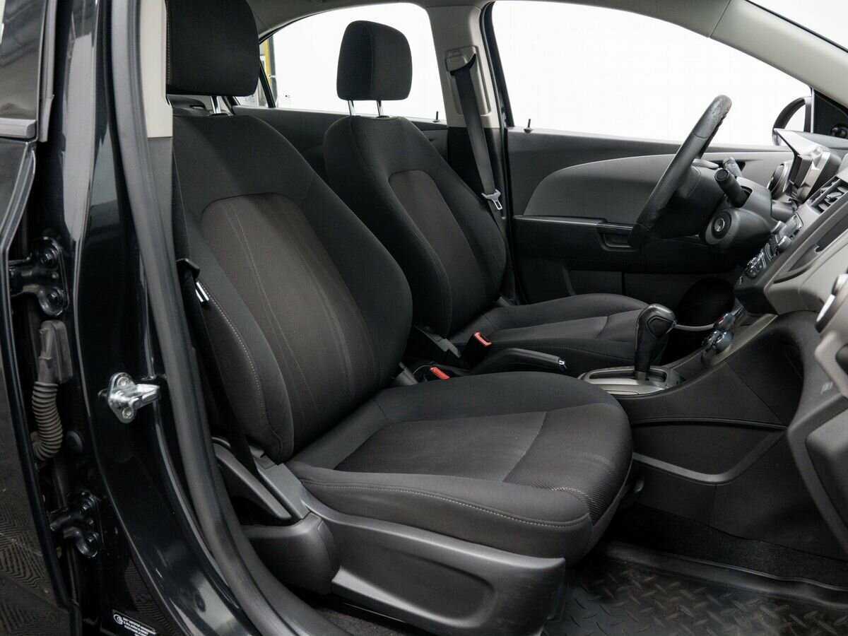 Chevrolet Aveo, 2012 - Фото №4