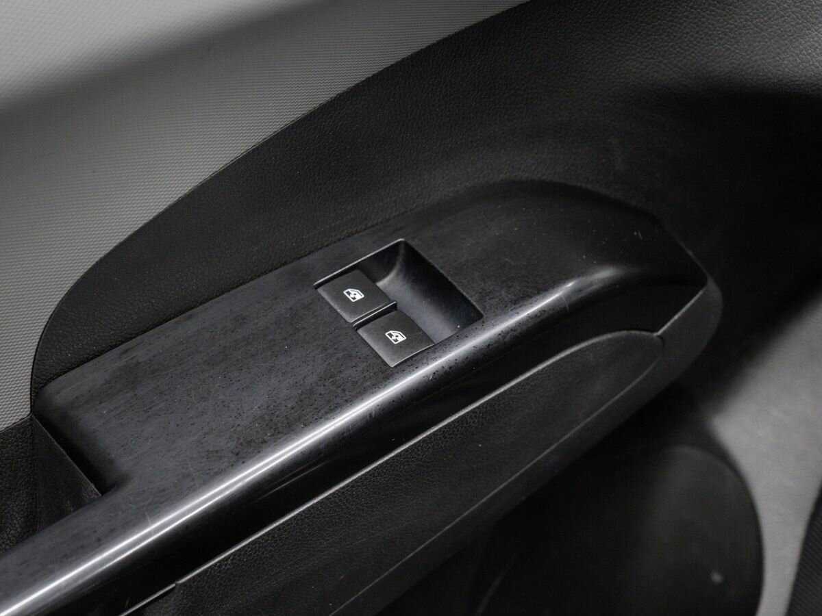 Chevrolet Aveo, 2012 - Фото №11