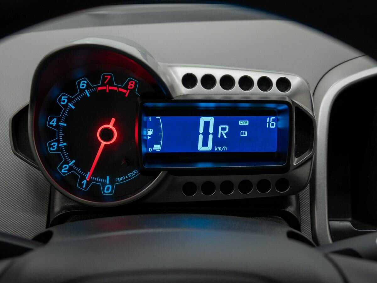 Chevrolet Aveo, 2012 - Фото №16