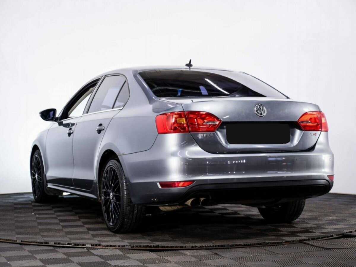 Volkswagen Jetta, 2012 - Фото №3