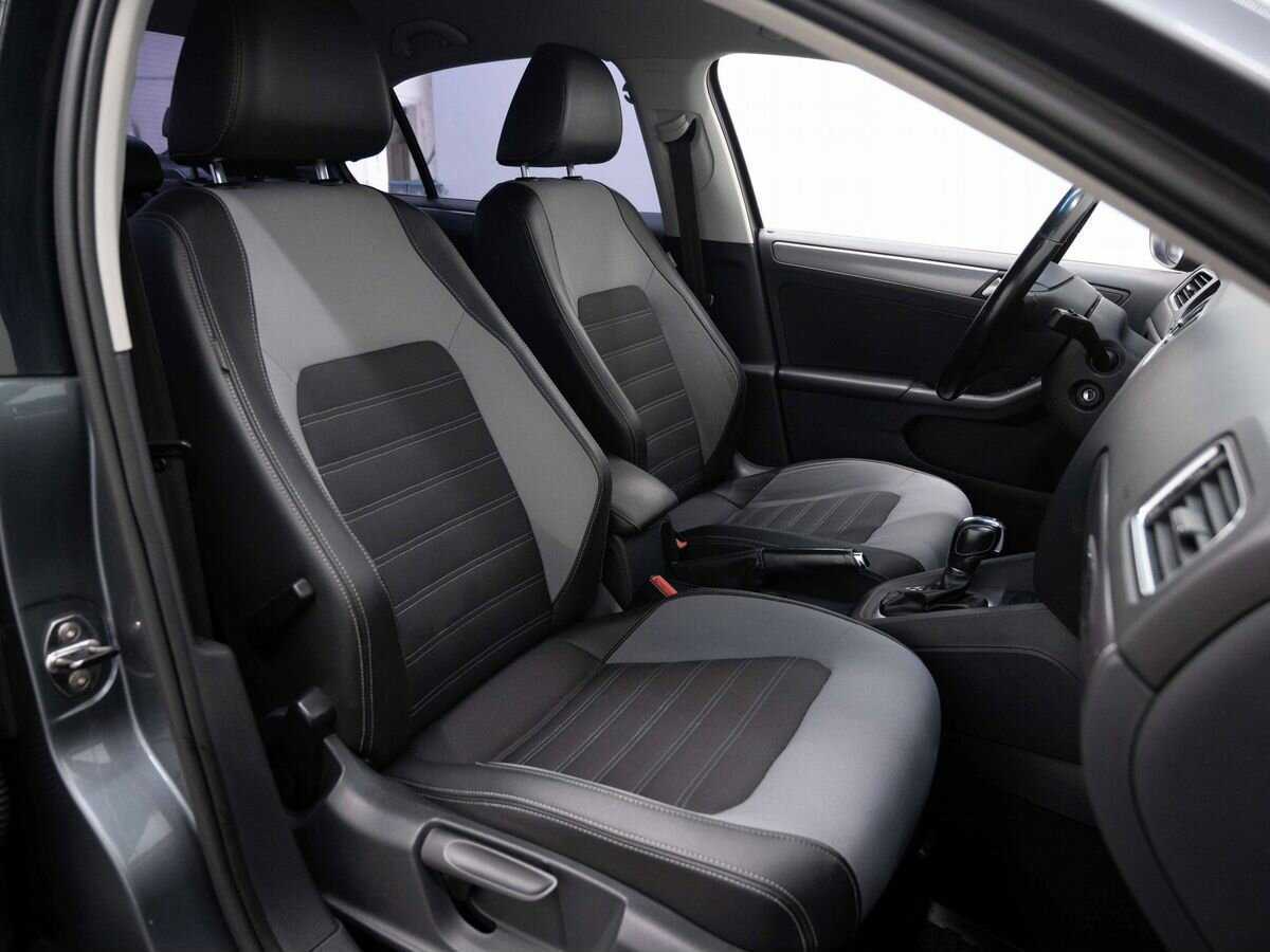 Volkswagen Jetta, 2012 - Фото №11