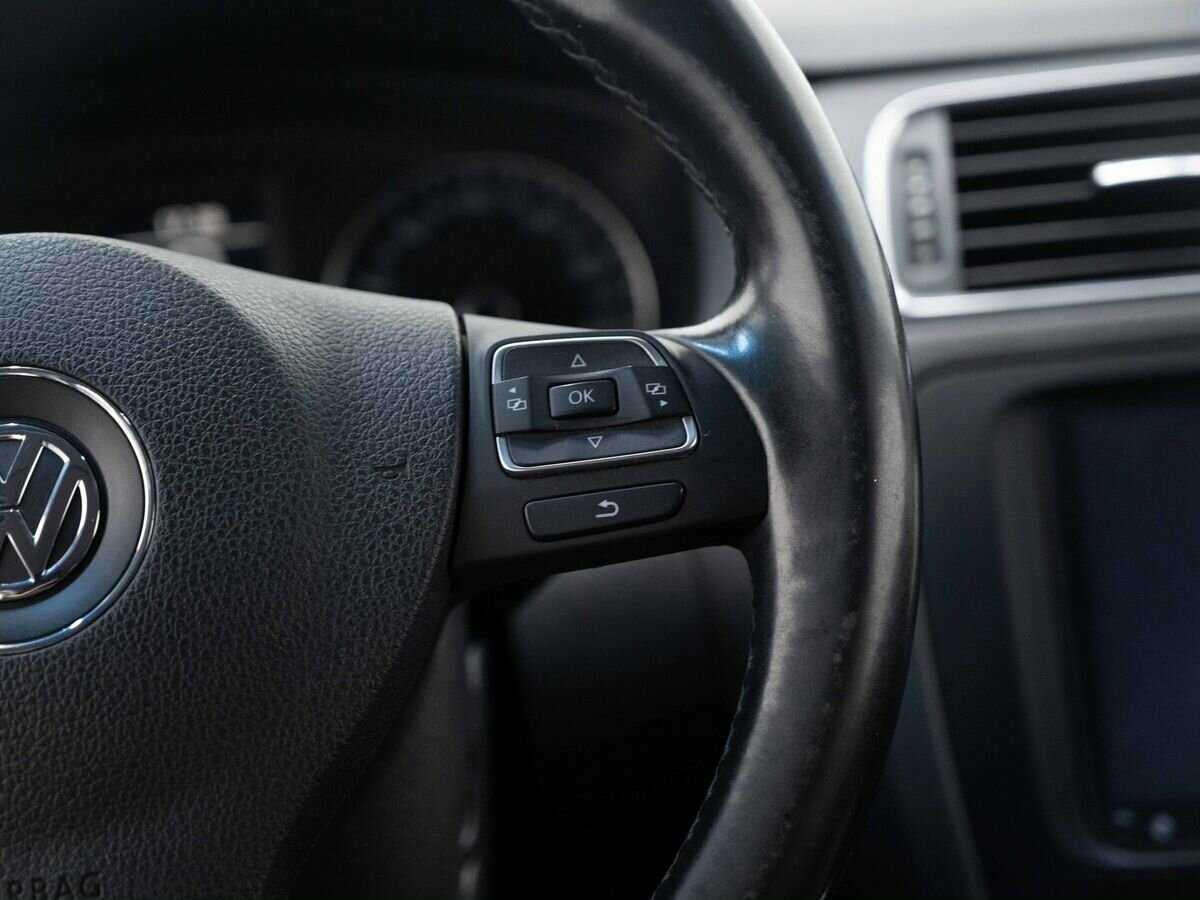 Volkswagen Jetta, 2012 - Фото №15