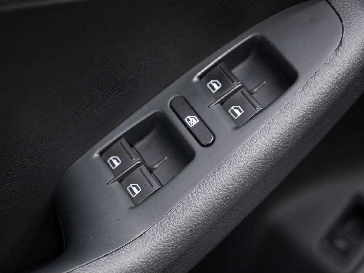 Volkswagen Jetta, 2012 - Фото №17