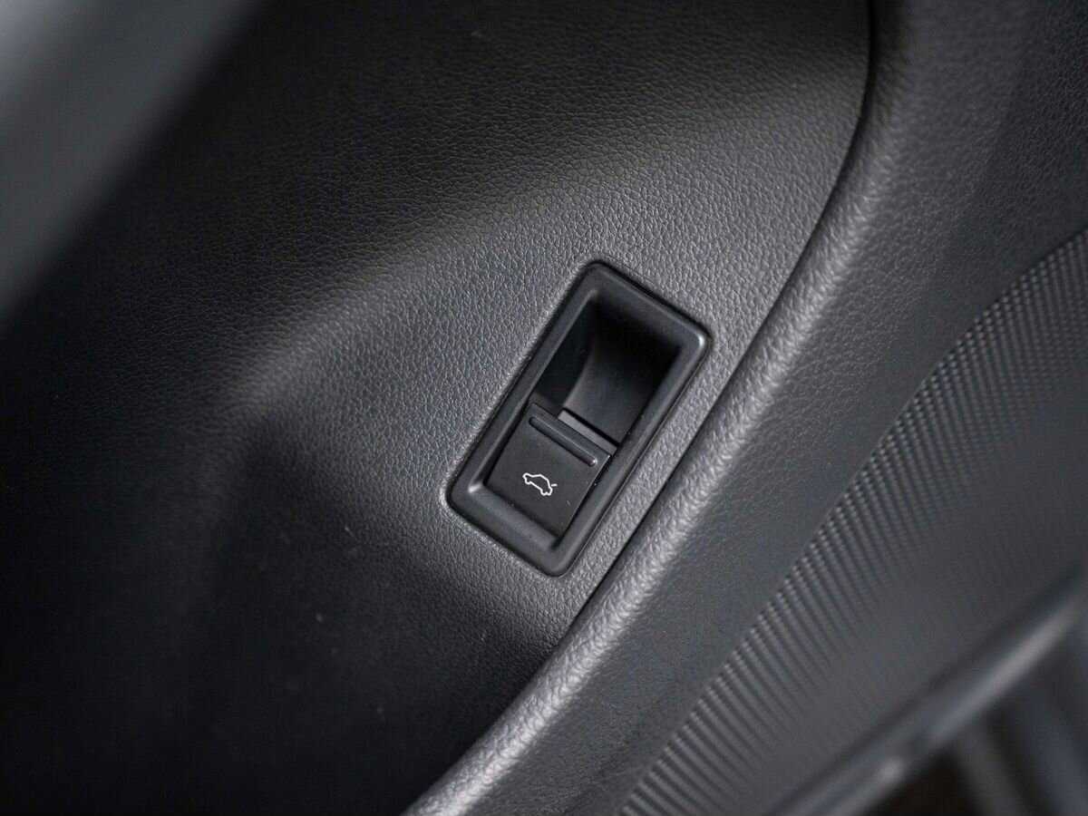 Volkswagen Jetta, 2012 - Фото №18